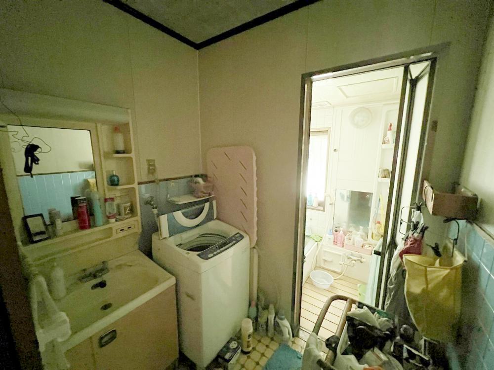 脱衣所