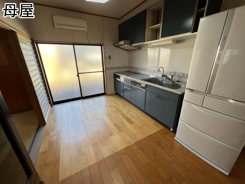 【母屋】キッチン