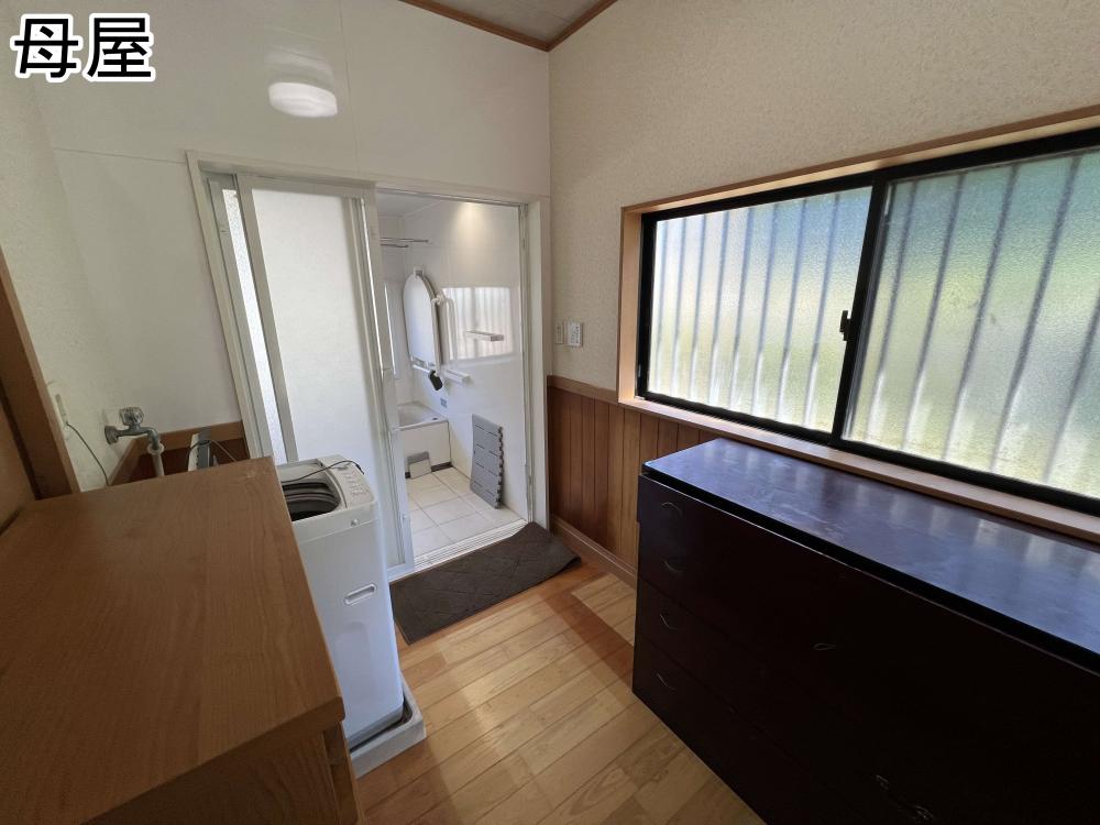 【母屋】脱衣所
