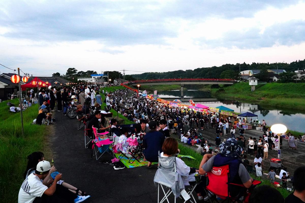 美里あいら夏祭り花火大会