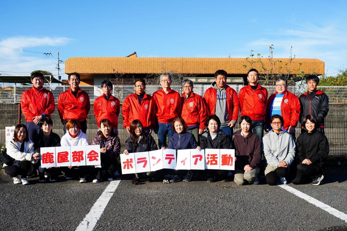 鹿児島県東部地区郵便局長会鹿屋部会が植栽ボランティア2