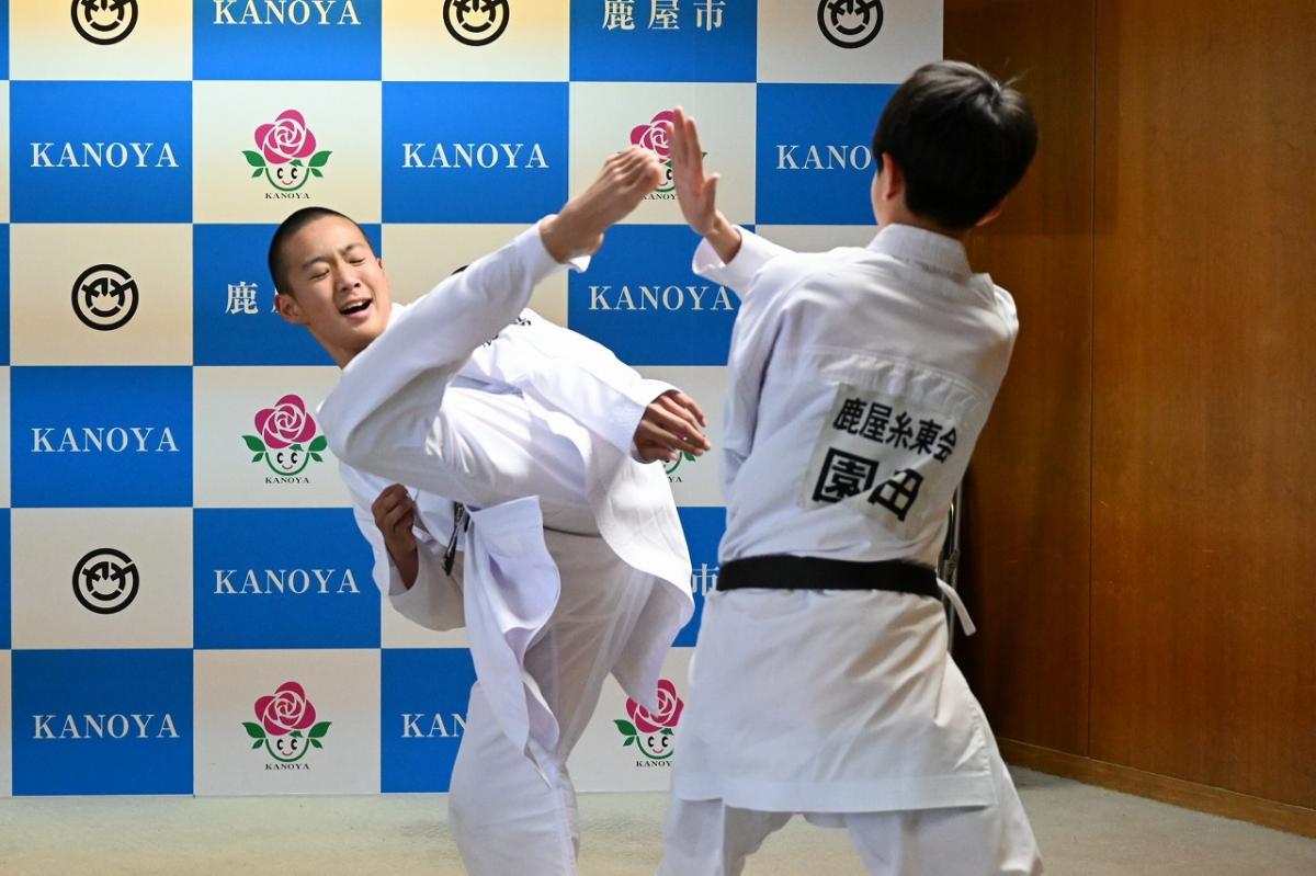 上之原壱仁選手・園田晟稀選手が空手道全国大会出場を報告2