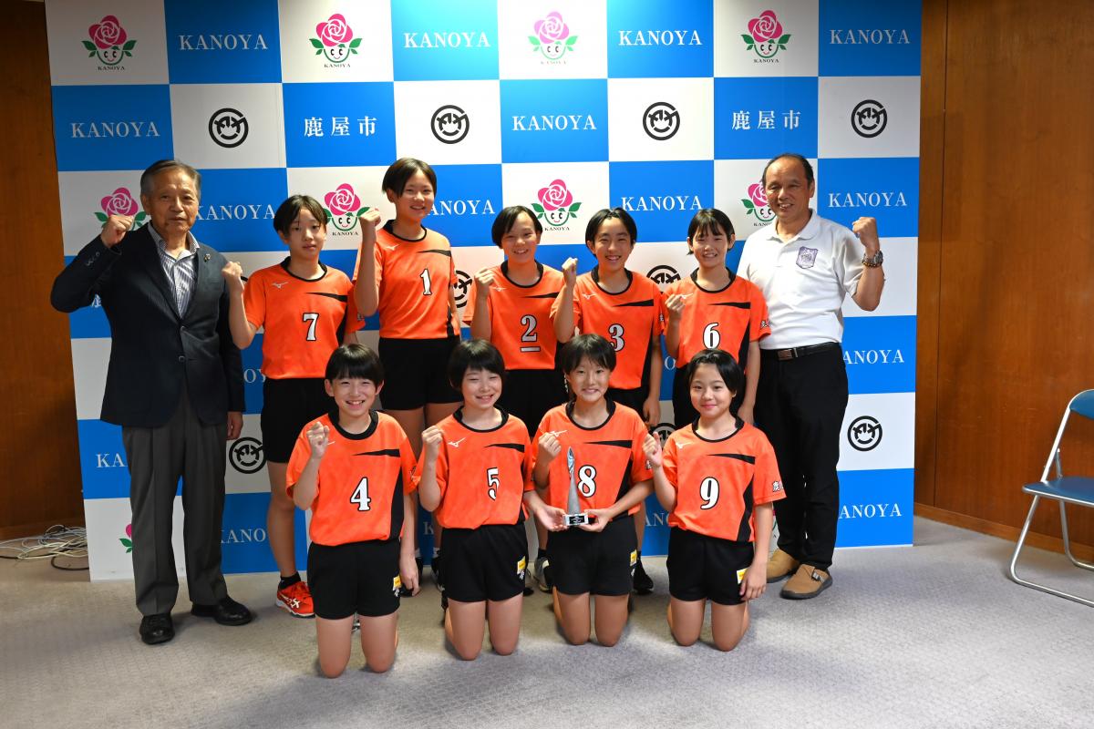 田崎女子バレー2