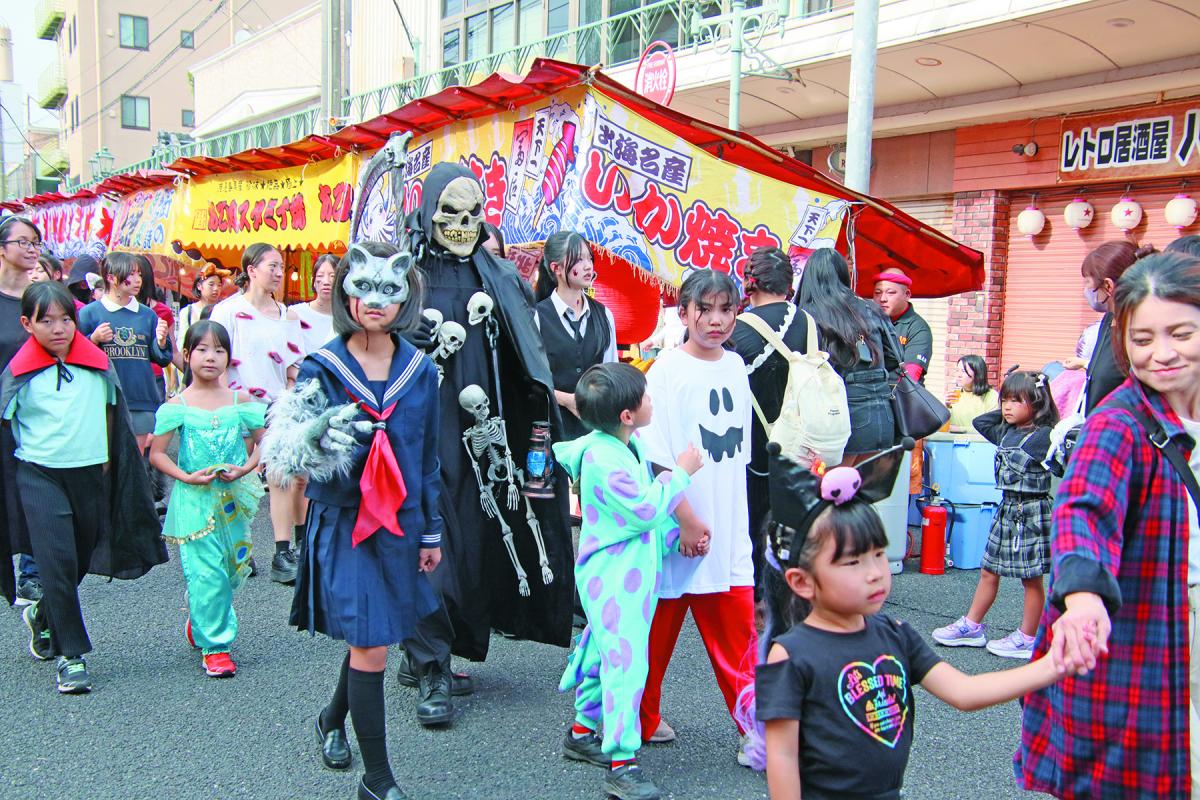 秋まつりで一日中大賑わい2