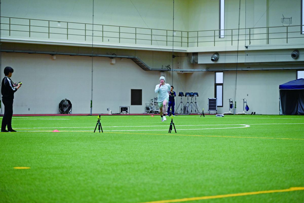 最新設備で調整を行う4