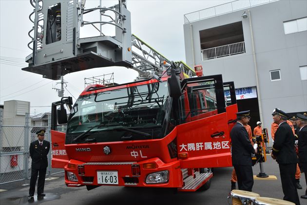 はしご付消防自動車