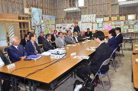 総務大臣政務官（やねだん、高隈地区）視察