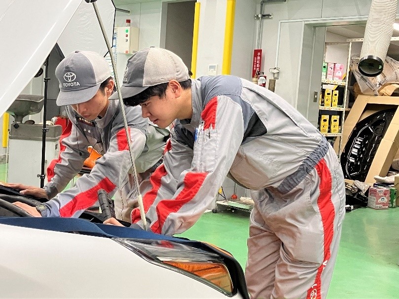 鹿児島トヨタ自動車