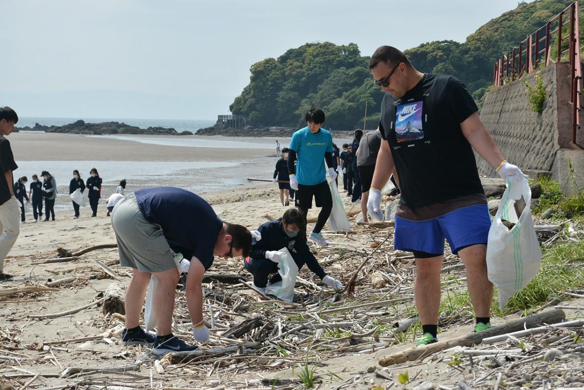 高須海岸清掃作業(1)